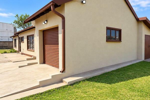 Charming 3 bedroom - 2 bathroom house 

This lovely 3-bedroom, 2-bathroom home, offering comfort, space, and a warm, homely feel. ...