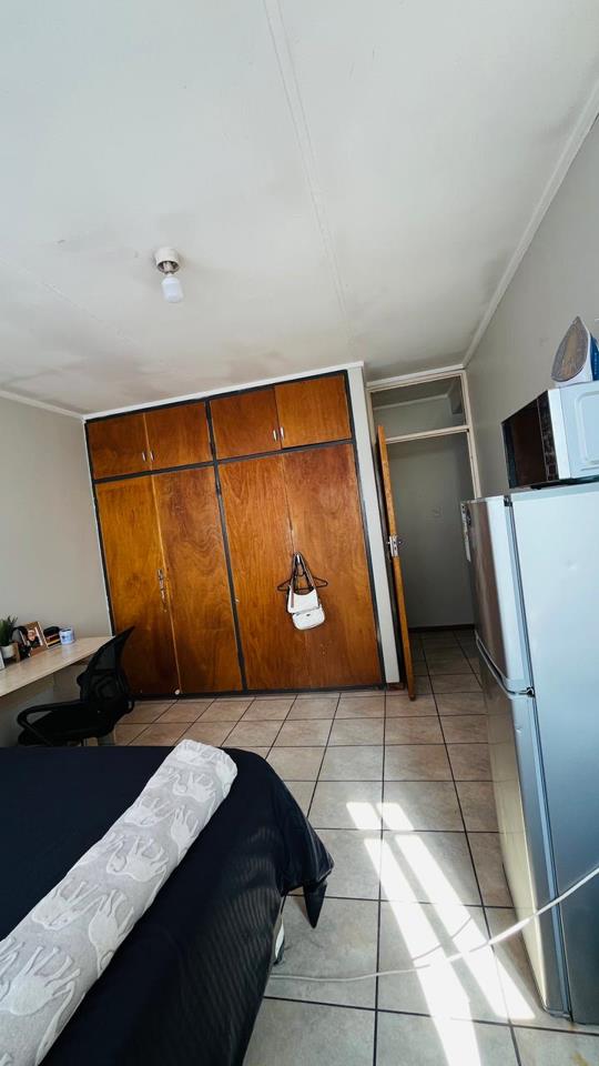 Listing number: P24-117726280, Image number: 3