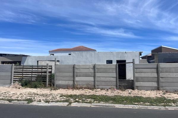 A Great Investment Opportunity or the Perfect Blank Canvas! 

Looking for a property with potential? This freestanding home in ...