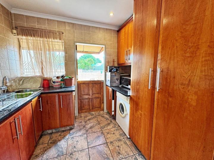 Listing number: P24-117727669, Image number: 3
