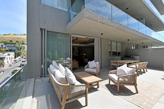 2 Bedroom Apartment / Flat for sale in De Waterkant