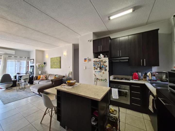 Listing number: P24-117730161, Image number: 2