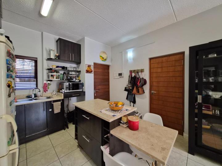 Listing number: P24-117730161, Image number: 3