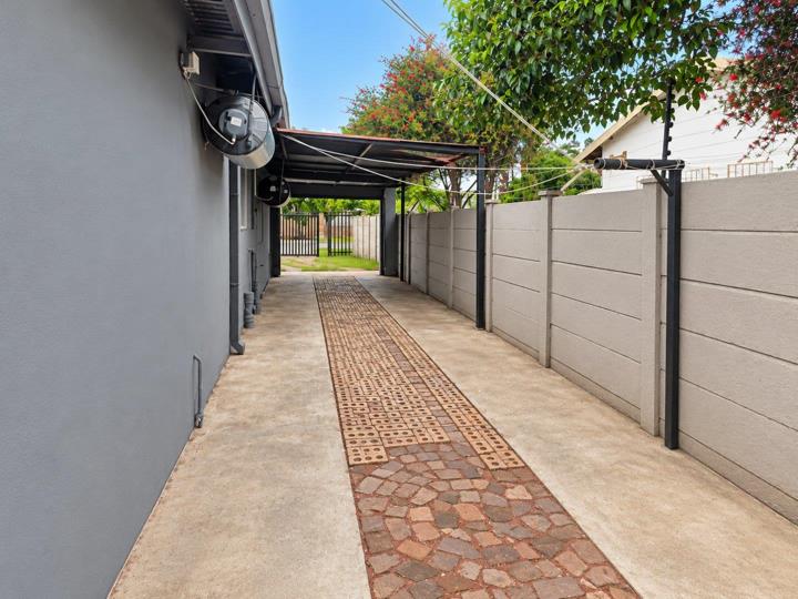 Listing number: P24-117730348, Image number: 2