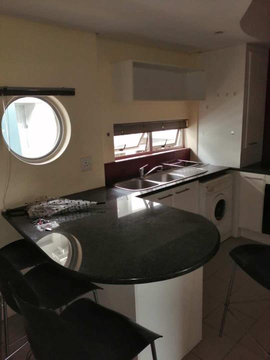 Listing number: P24-117731989, Image number: 2