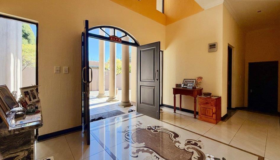 Listing number: P24-117732324, Image number: 3, Image