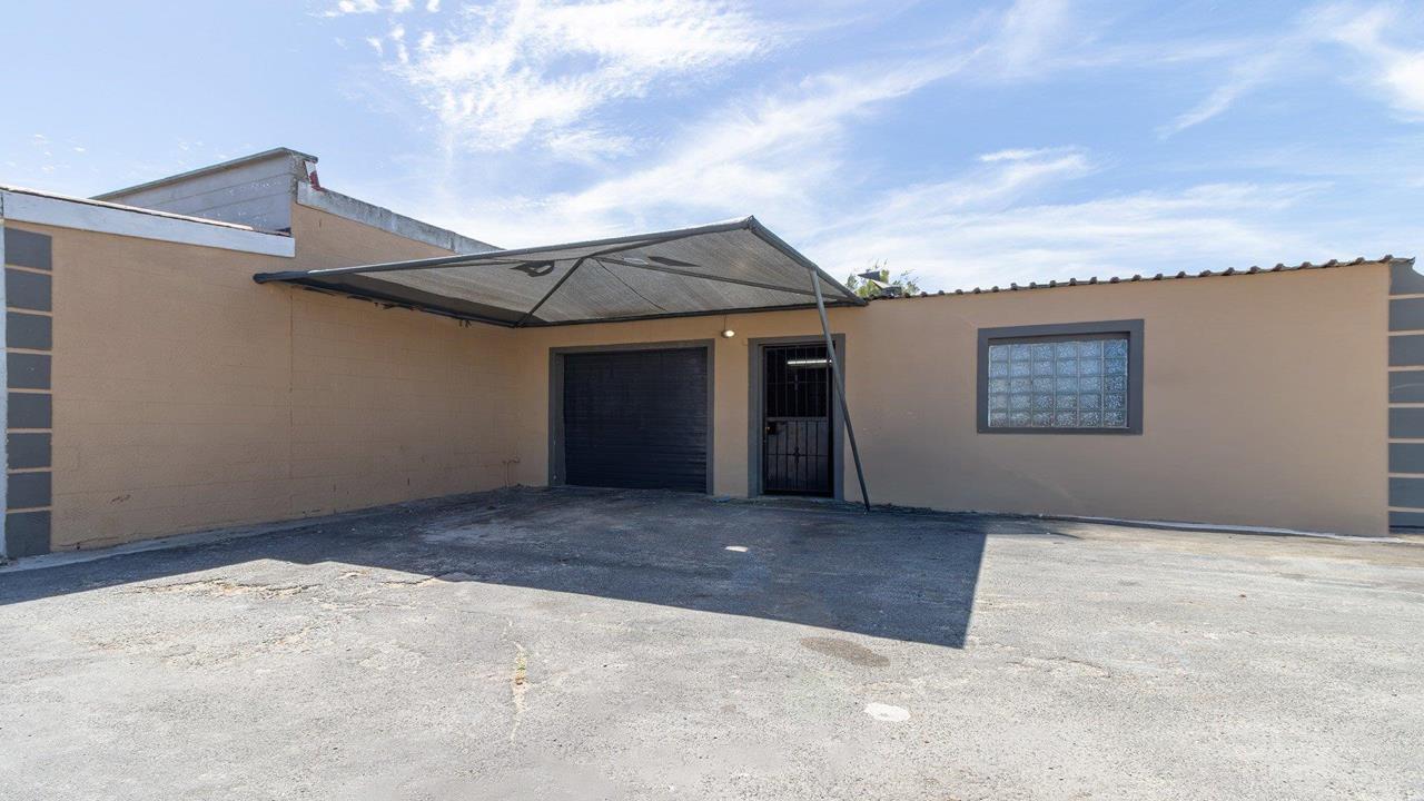 Listing number: P24-117732773, Image number: 1