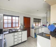 House for sale in Kensington