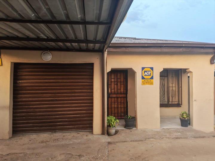 Listing number: P24-117737268, Image number: 2