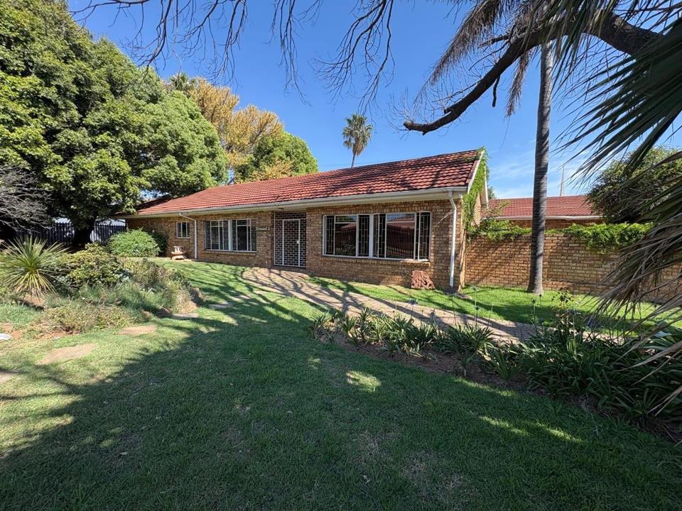 Listing number: P24-117737607, Image number: 1