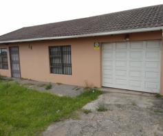 House for sale in Amalinda