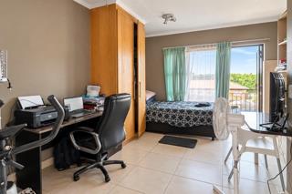 0.5 Bedroom Apartment / Flat for Sale in Die Bult