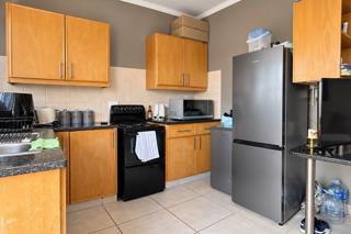 0.5 Bedroom Apartment / Flat for Sale in Die Bult