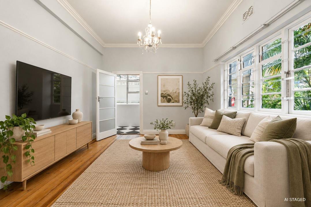 2 Bedroom Apartment / flat to rent in Sea Point - P24-117740892
