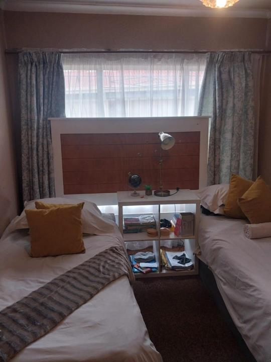 Listing number: P24-117741318, Image number: 2