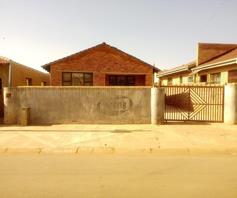 House for sale in Naledi