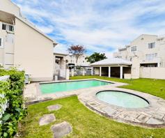 Apartment / Flat for sale in Beacon Bay North