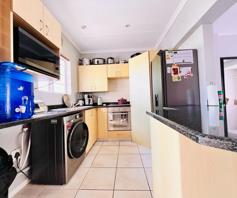Apartment / Flat for sale in Beacon Bay