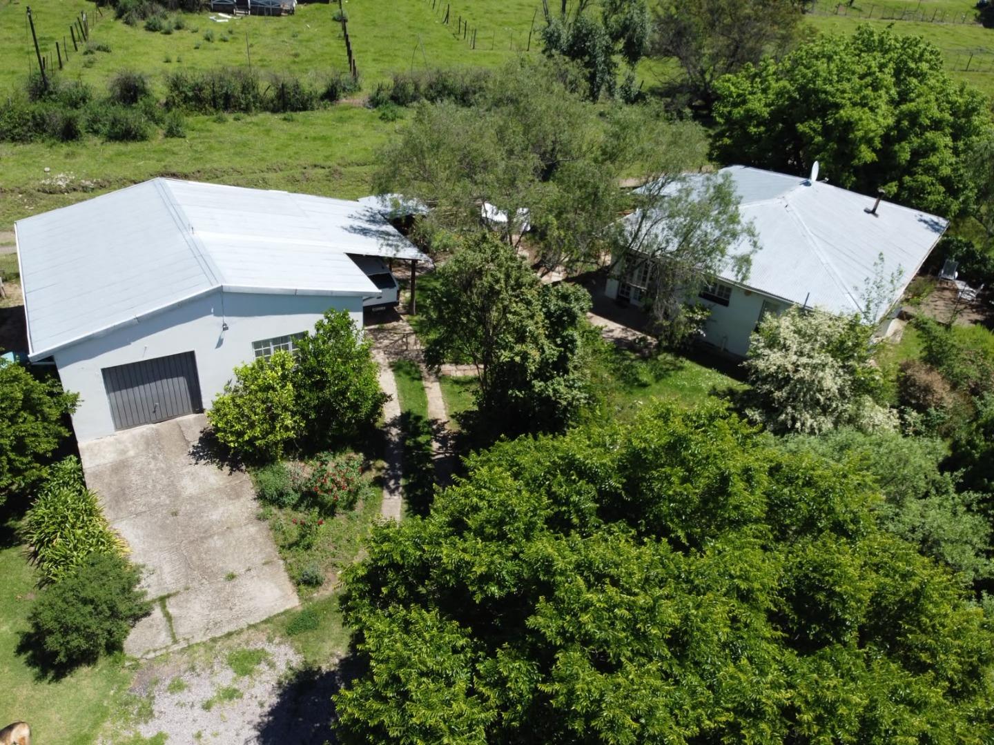 2 Bedroom House for sale in Cathcart - P24-117744514