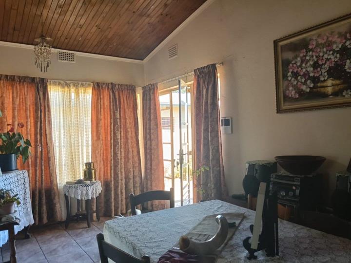 Listing number: P24-117745452, Image number: 3