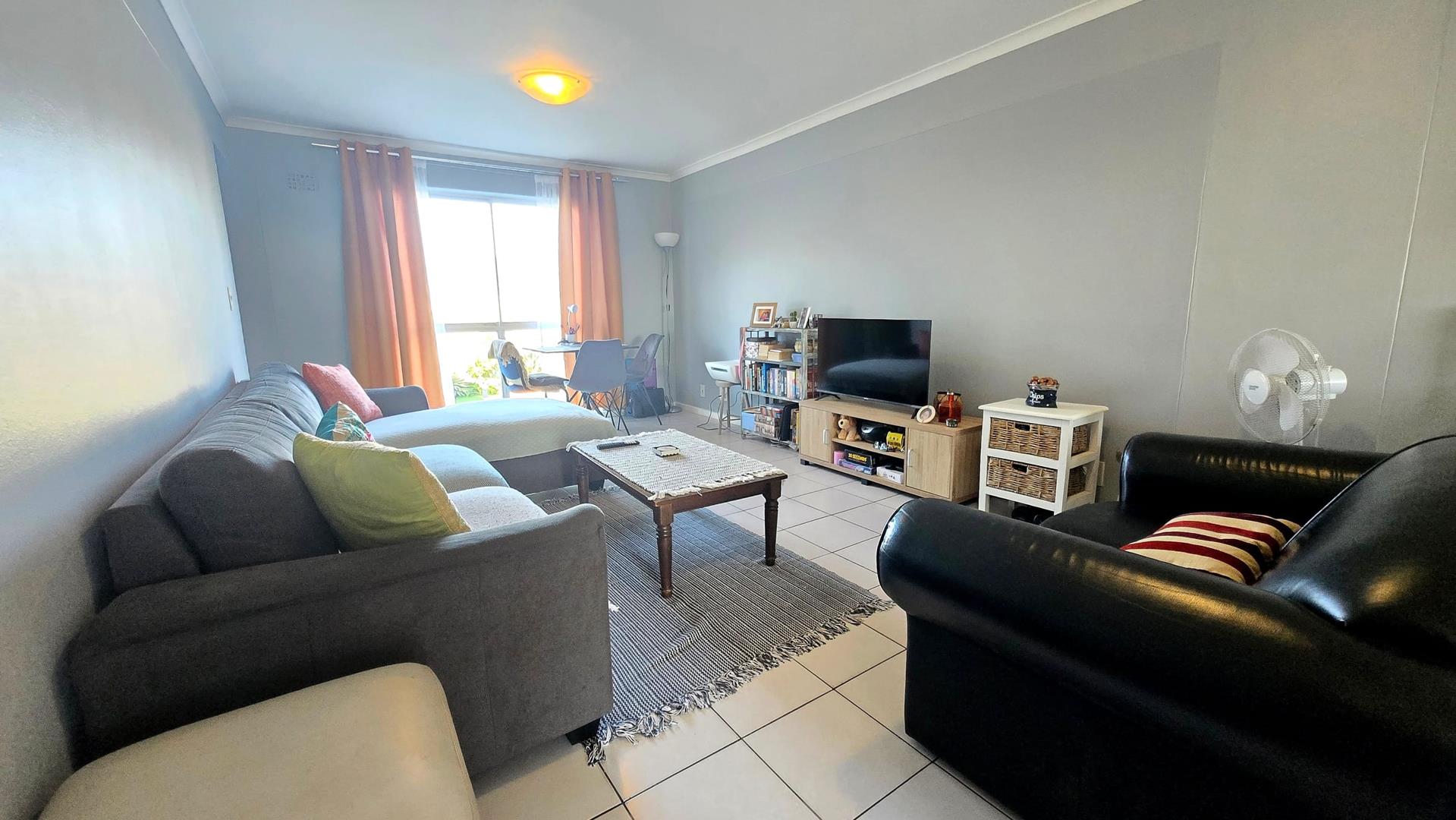 2 Bedroom Apartment / flat to rent in Strand North - P24-117747102