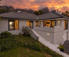 House for sale in Camps Bay
