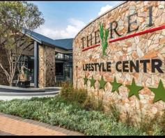 Townhouse for sale in Linbro Park