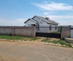 House for sale in Buhle Park