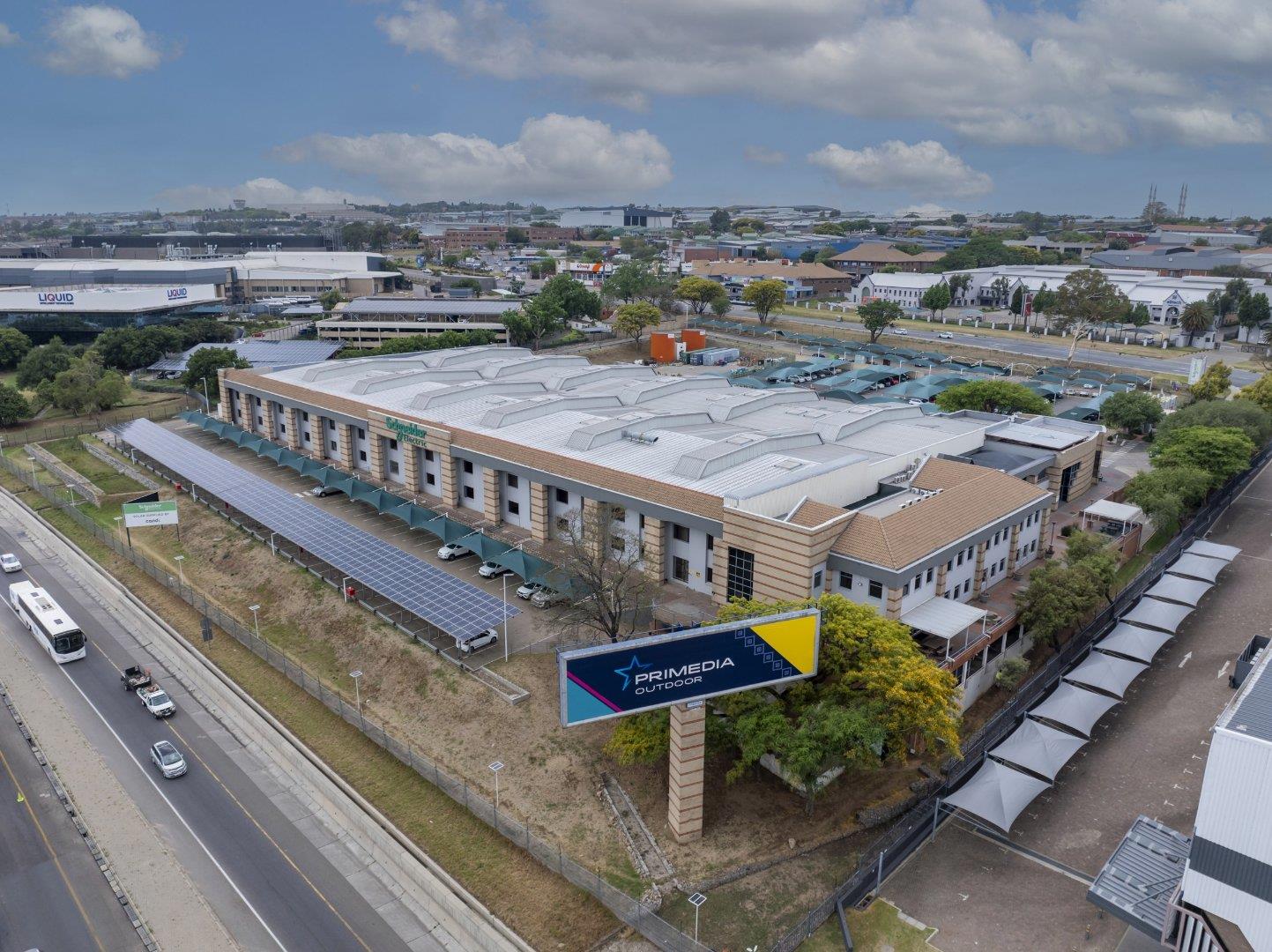 Industrial property to rent in Halfway House - P24-117751917