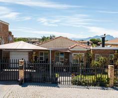 House for sale in Brackenfell South