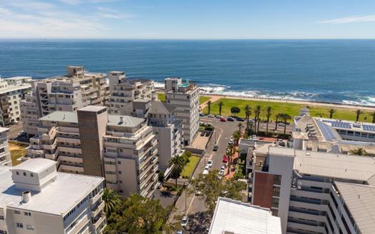 2 Bedroom Apartment / Flat for sale in Sea Point