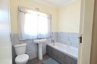 3 Bedroom House for Sale in Bergsig