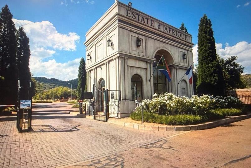 3 Bedroom House for sale in Estate D' Afrique - P24-117757295