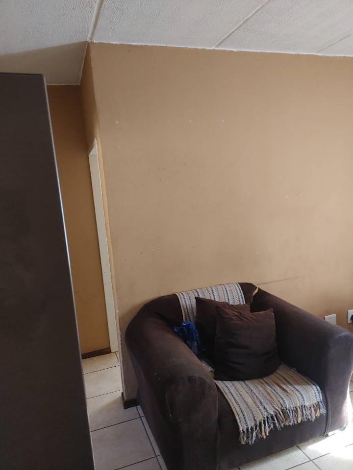 2 Bedroom Apartment / flat to rent in Kempton Park Central - P24-117757223