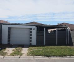 House for sale in Kalkfontein