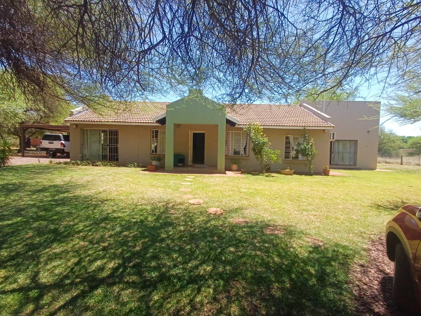 Farm for Sale in Doorhoek AH