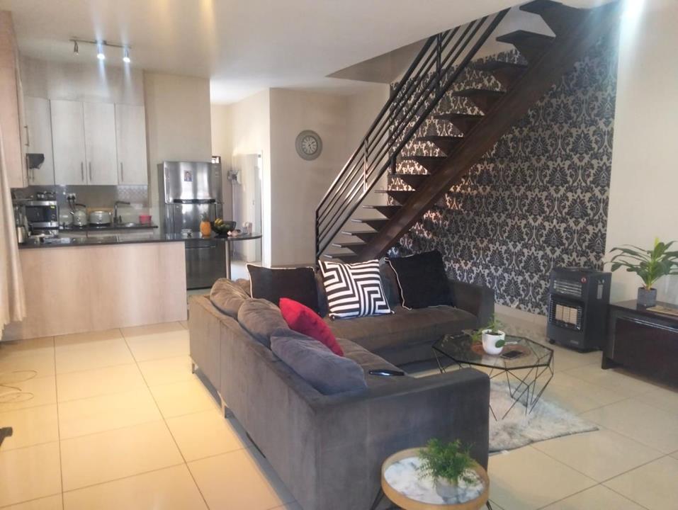 Listing number: P24-117758411, Image number: 1