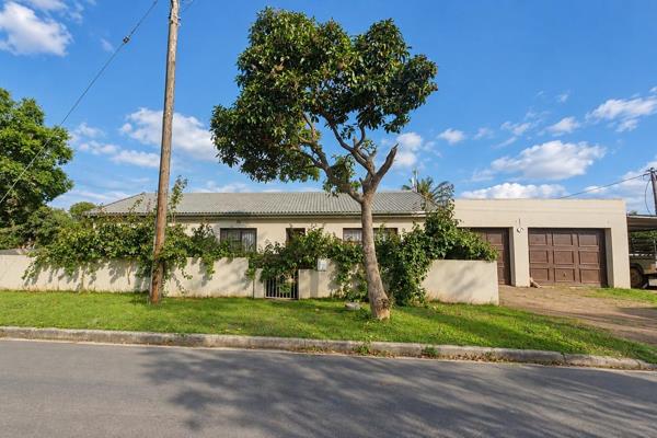 Exclusive Joint Mandate: This property offers space, practicality and an excellent ...