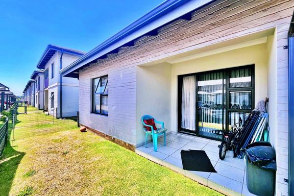 Looking for modern, low-maintenance living without neighbours above or below you? This 2-bedroom simplex in Benoni North, Brentwood ...