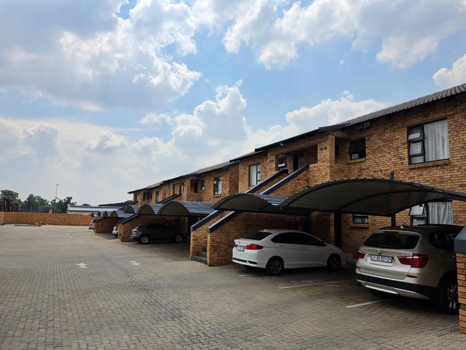 Listing number: P24-117761103, Image number: 1