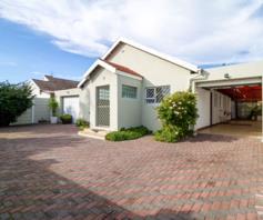 House for sale in Kensington
