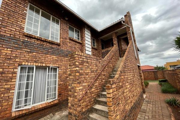 A secured family friendly first floor unit available to rent in Clarina!!

The unit ...