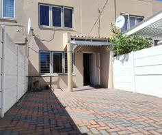 House for sale in Parow Central