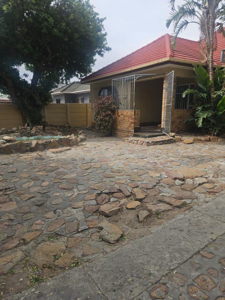 Listing number: P24-117764617, Image number: 1