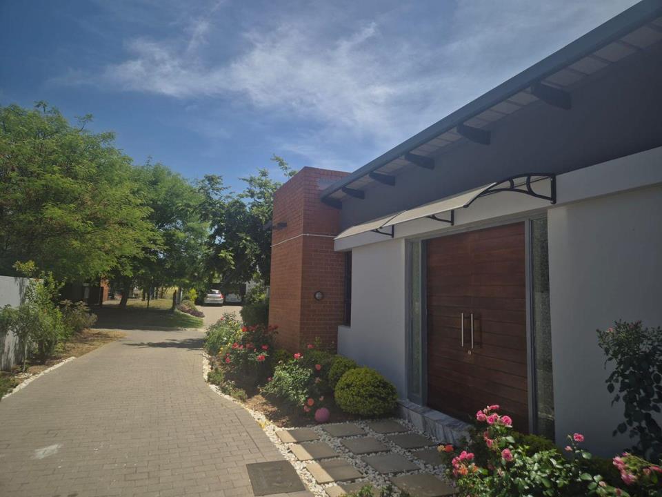 3 Bedroom House to rent in Jackal Creek Golf Estate - P24-117765255