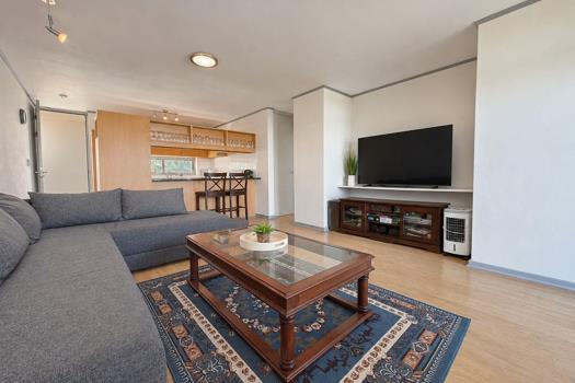 2 Bedroom Apartment / Flat for sale in Claremont Upper
