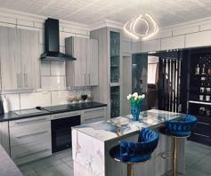 Townhouse for sale in Uitsig