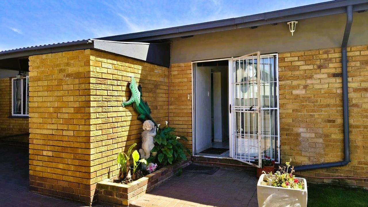 Listing number: P24-117765892, Image number: 1, Image