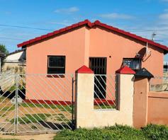 House for sale in Motherwell Nu 6