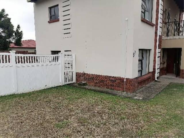 Listing number: P24-117766175, Image number: 2